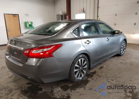 2016 Nissan Altima 2.5 Sv из США, поврежденный, VIN 1N4AL3AP5GC245285